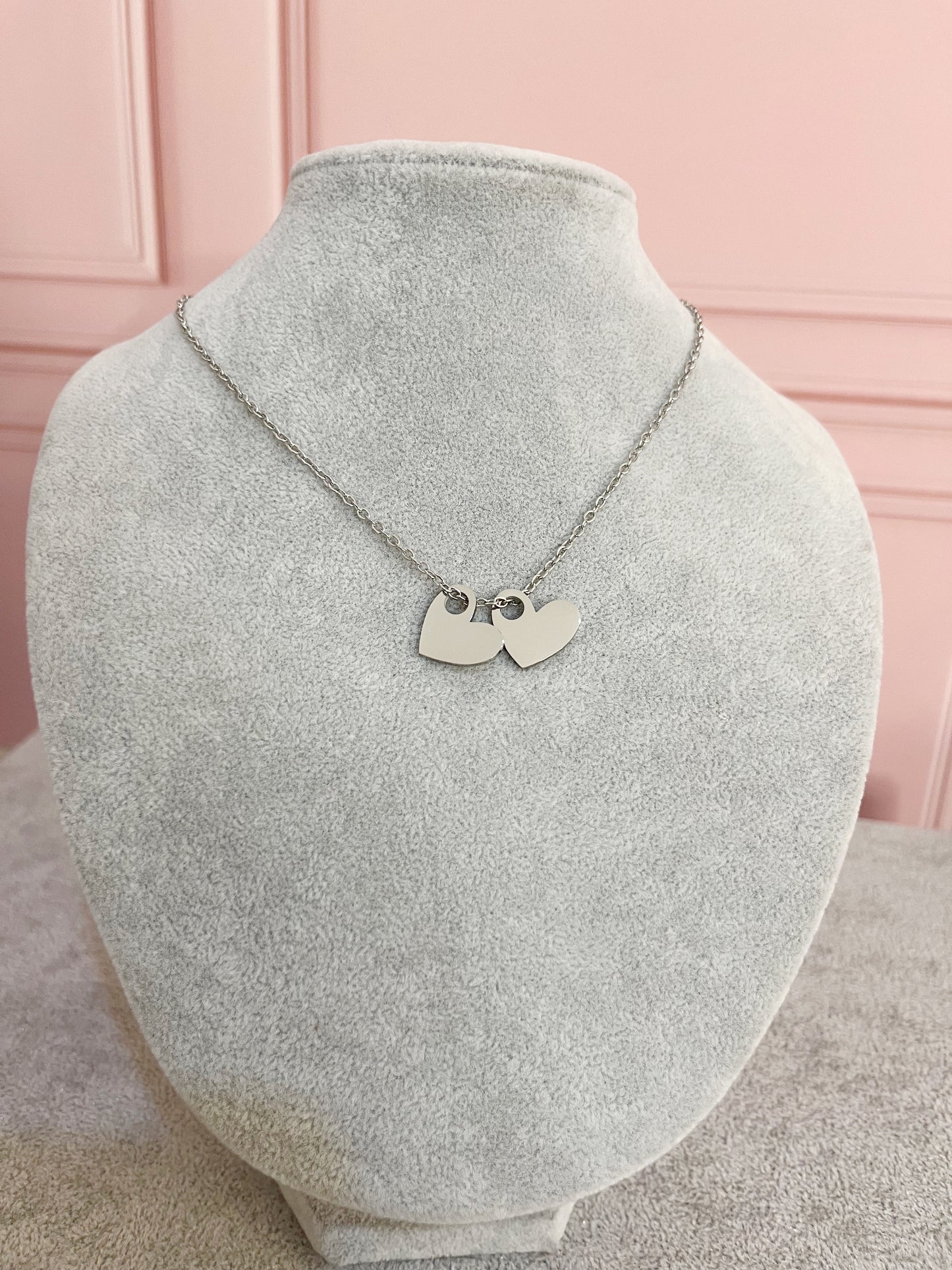 Collar corazónes