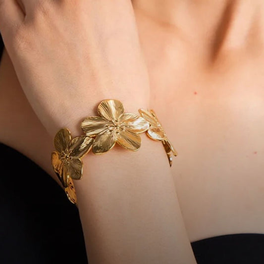 Floral bracelet